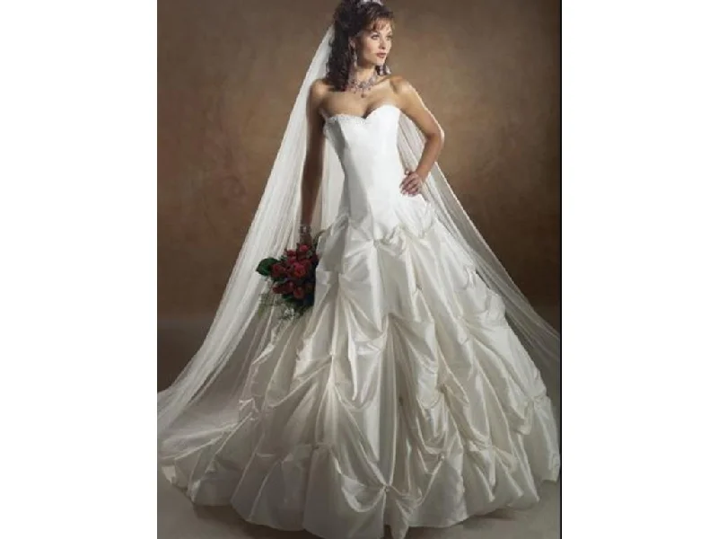 Limited Stock Maggie Sottero Capri